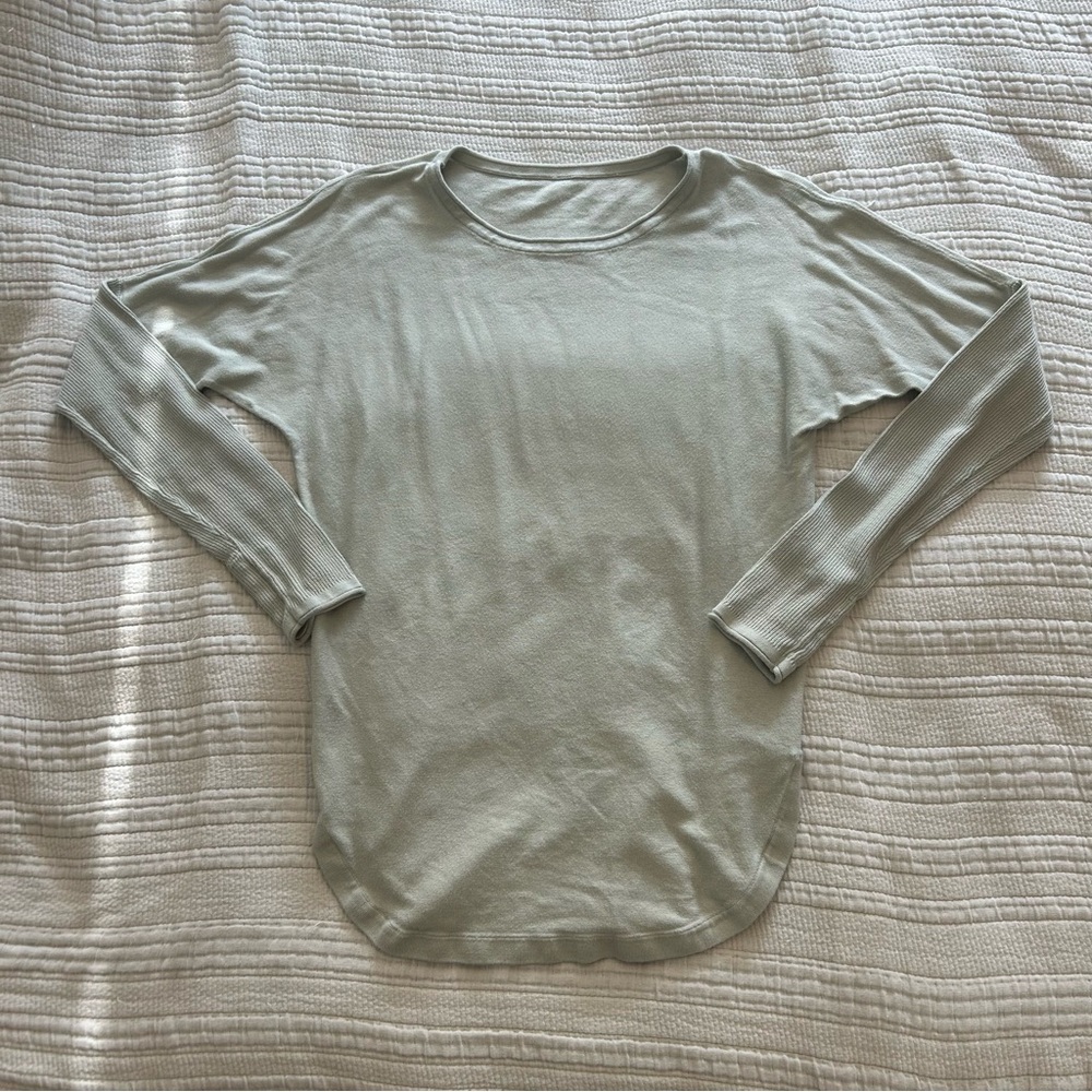 Lululemon Sage Green Tunic Long Sleeve Top Size Small